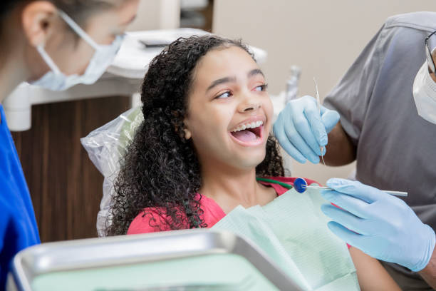Best Emergency Denture Repair in Winthrop, IA